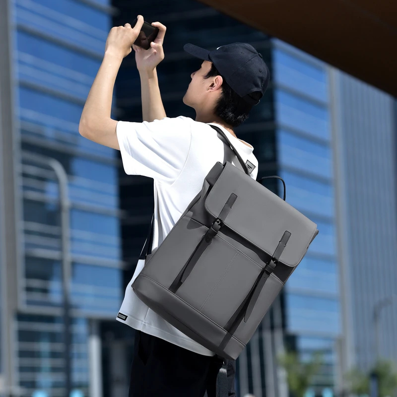 Zaino da uomo di tendenza 2026 - Laptop Bag Waterproof recensione e prezzo
