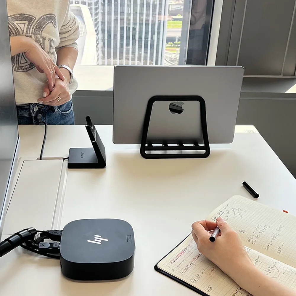 Supporto verticale per noteboo - Laptop Accessories Distributor recensione e prezzo