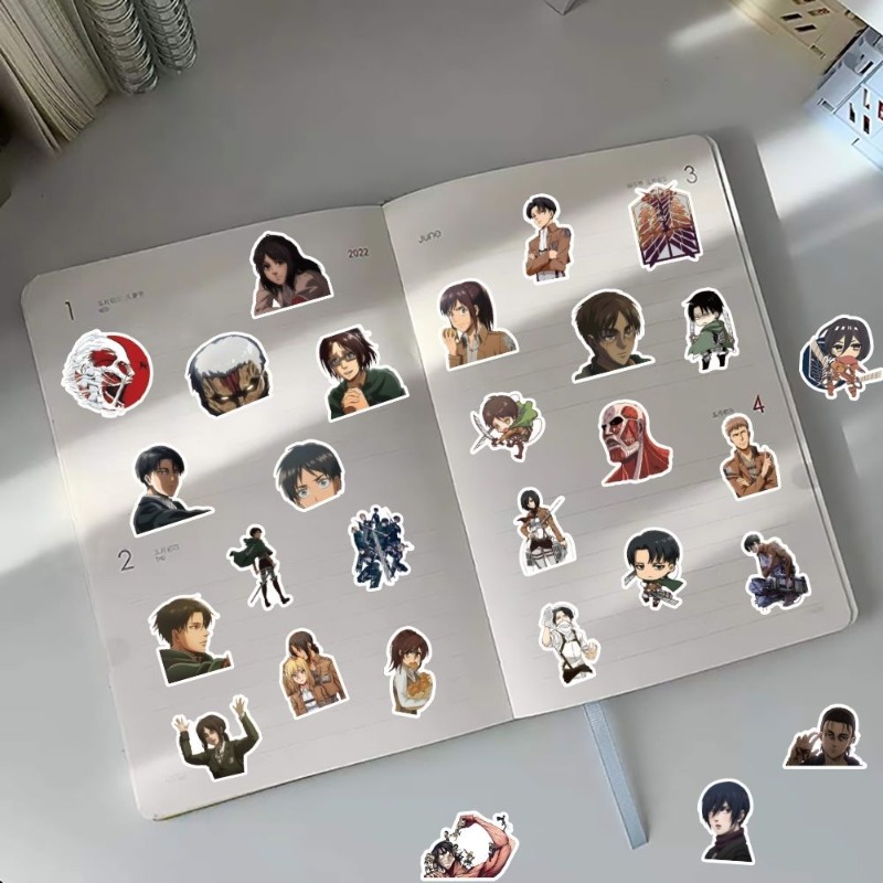 60 Pezzi Adesivi Anime Attack  - Laptop Accessory recensione e prezzo